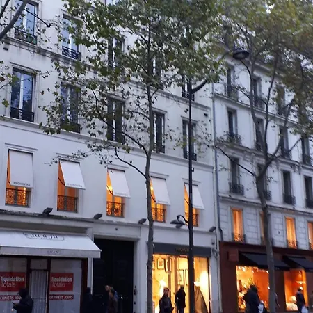 Appartamento Place De La Madeleine 3 Parigi